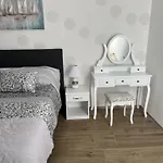 Apartment Ella *