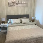 Apartment Ella *