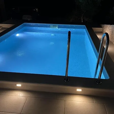 Ella Apartament