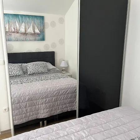 Ella Apartament