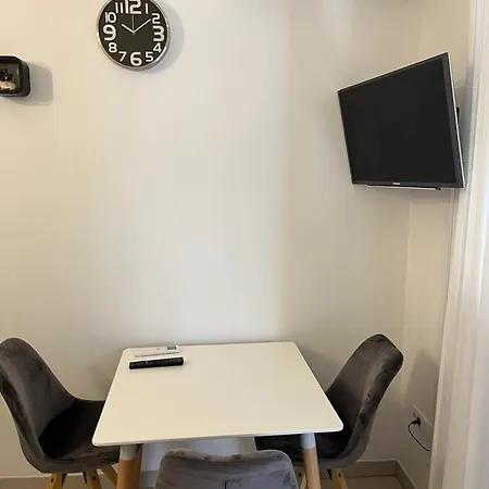 Ella Apartament