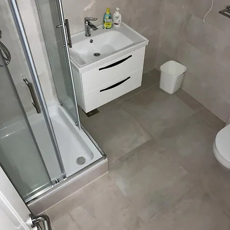 Apartament Ella *