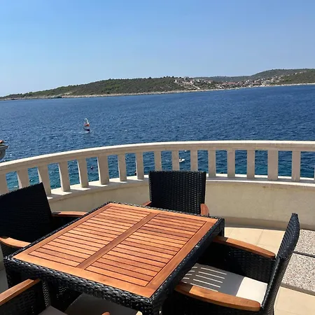 Ella Apartament *