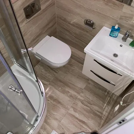 Apartament Ella *